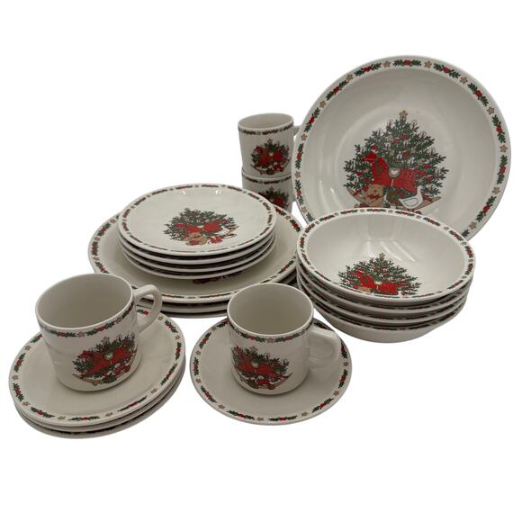 Vintage Bowls O Christmas Tree by Ten Strawberry Street Set of 4 - Picture 3 of 6